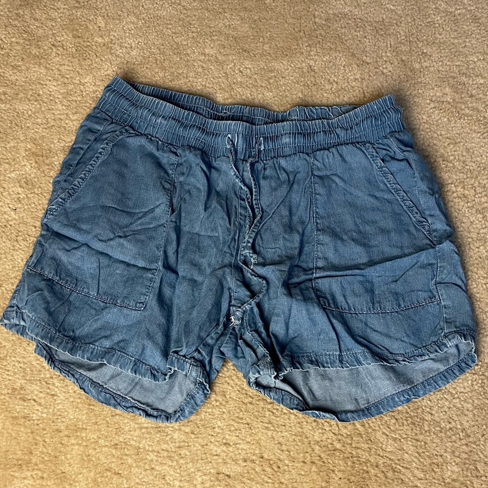 Flowy Jean Shorts - Medium